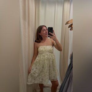 Storia Cream and Green Floral Mini Dress